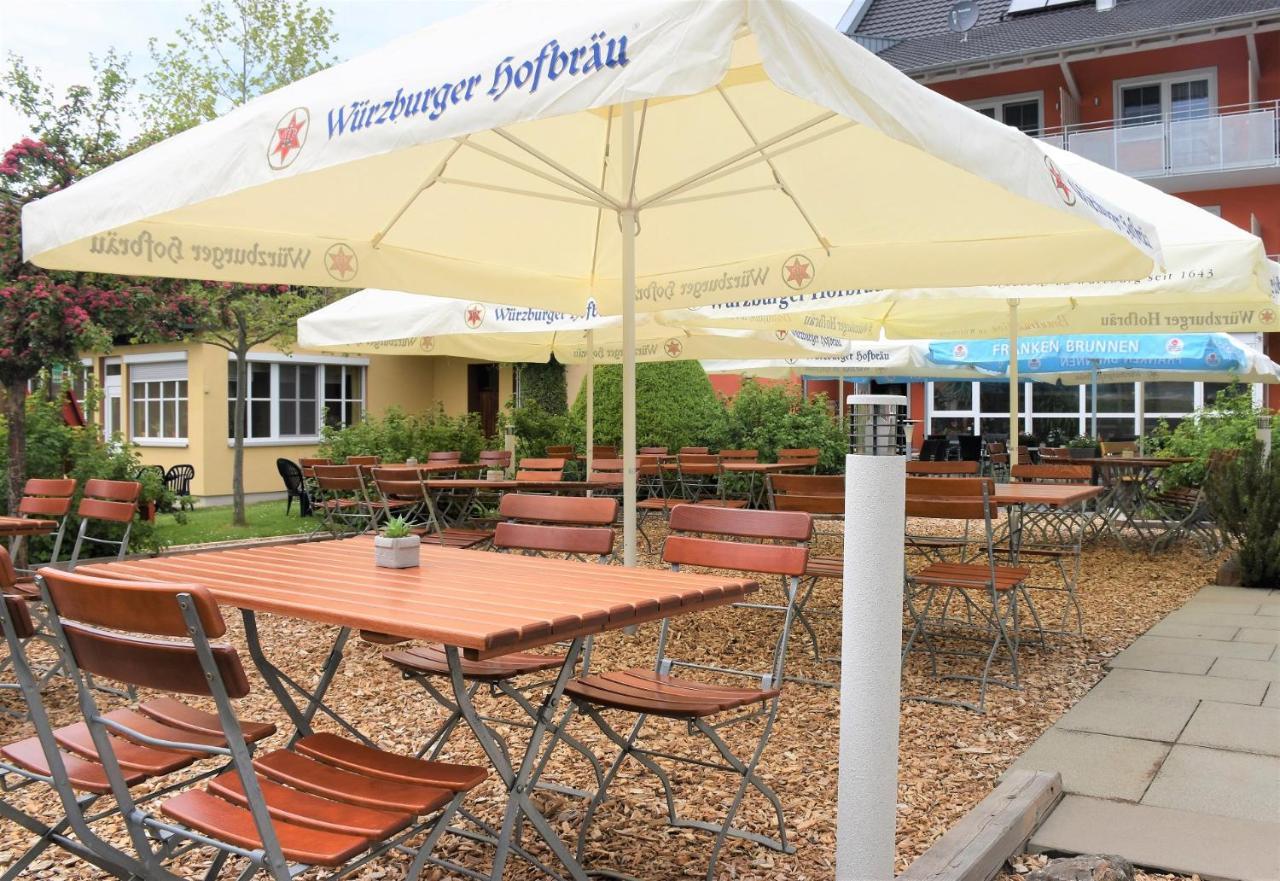 Gasthaus Zum Stern Gollhofen Екстер'єр фото